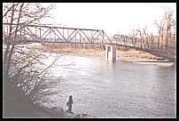 walking bridge over Bow River (31 kb